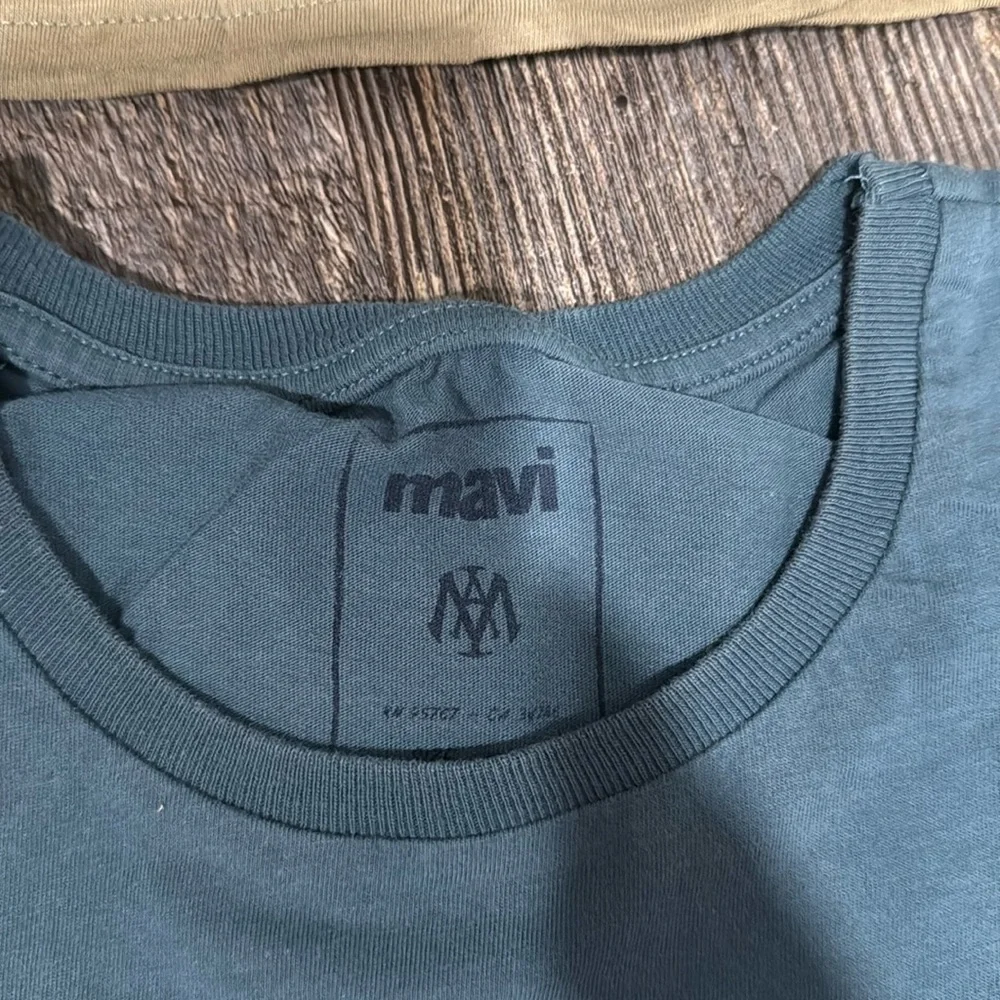 3 Mavi t shirts - Picture 5 of 7